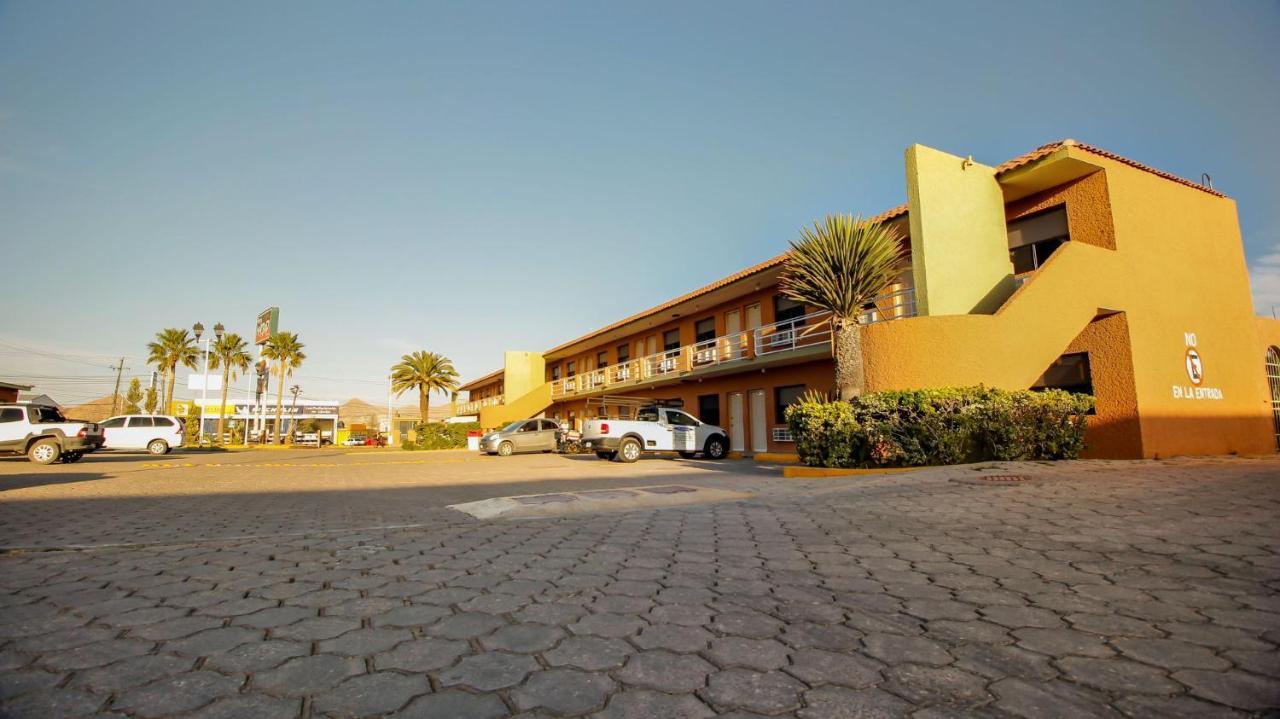 Hotel & Suites Marrod Chihuahua Esterno foto